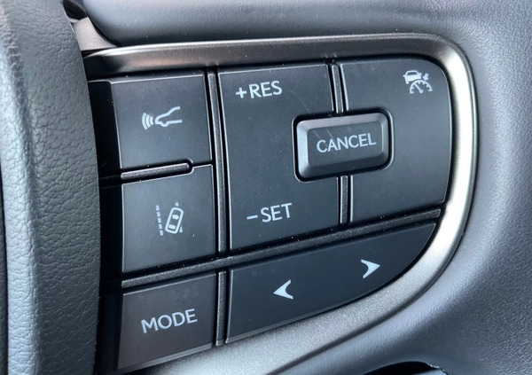 Lexus UX cena 159000 przebieg: 4681, rok produkcji 2022 z Kraków małe 407